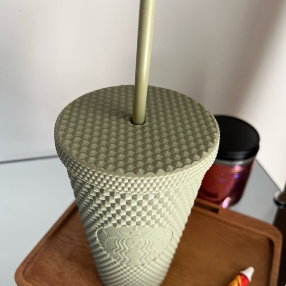 BNWT 2022 Starbucks Japan matte khaki grande - Picture 2 of 3